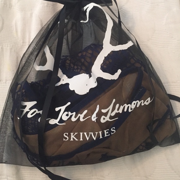 For love and lemons bat your lashes body suit - Picture 2 of 4